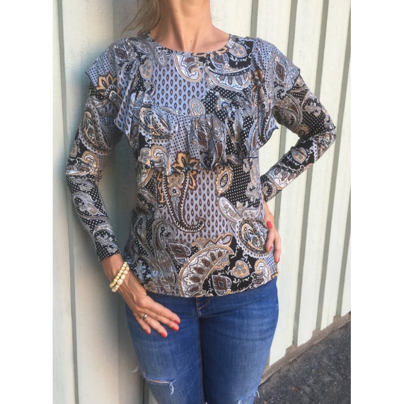 Onion 2077, Top/Kjole med volant til strikstof, str. xs-xl