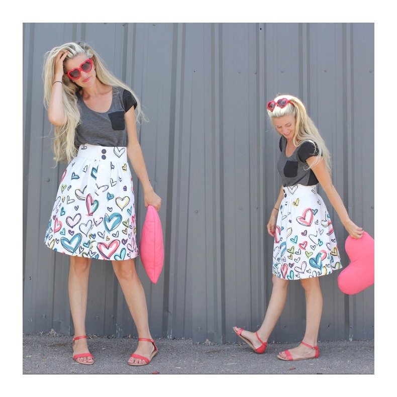 Bomuldsstof med borderprint af hjerter, pr. m.