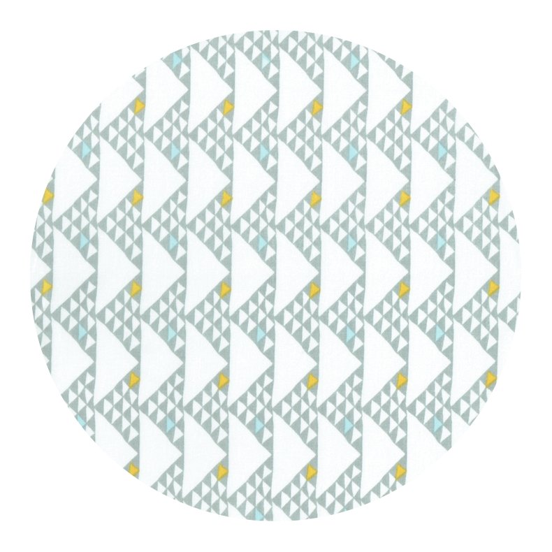 �kologisk bomuldsstof med trekanter, pr. m.