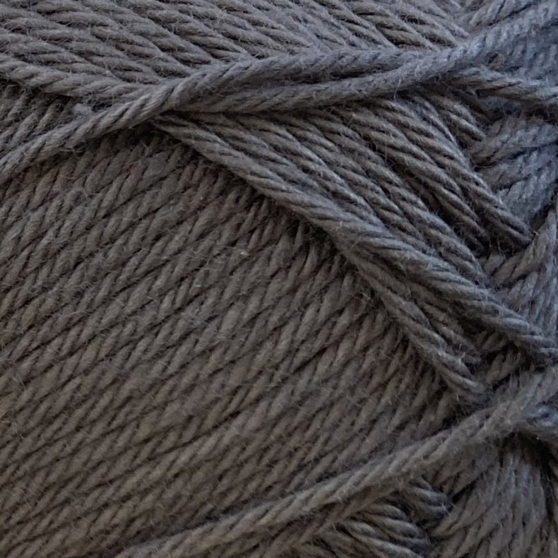 Charcoal. kologisk bomuldsgarn. Karen Klarbk. Pr. 50 g.