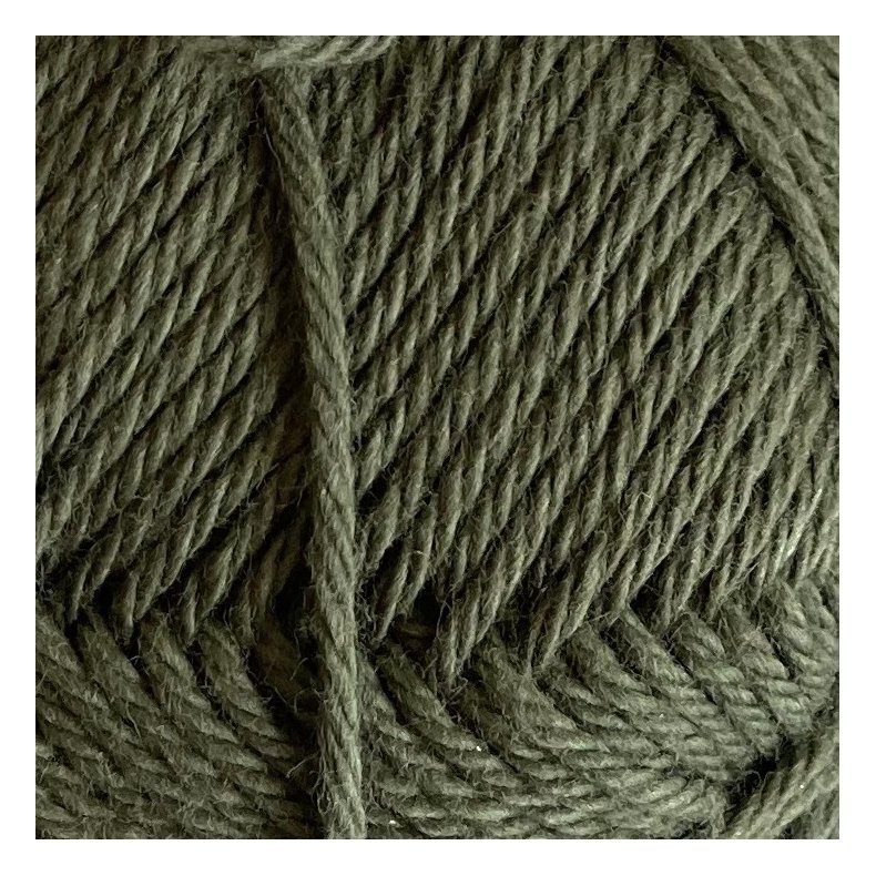Dark Olive. �kologisk bomuldsgarn. Karen Klarb�k. Pr. 50 g.