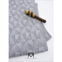  Light Cool Grey. kologisk bomuldsgarn. Karen Klarbk. Pr. 50 g.