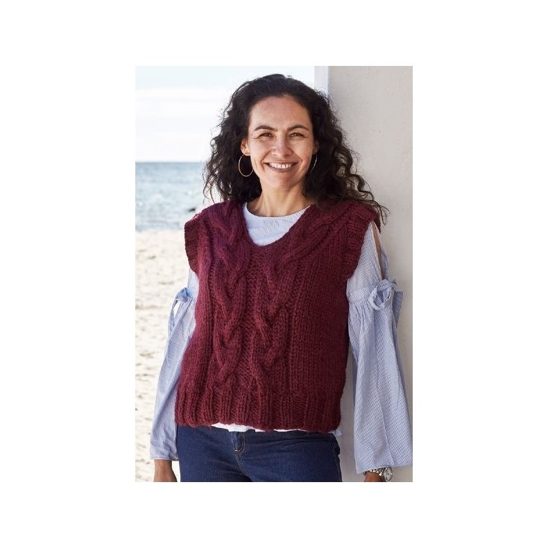 Betty by Permin, bordeaux, fv 03, pr. 50 g.