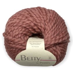 Betty by Permin, gammelrosa, fv 15, pr. 50 g.