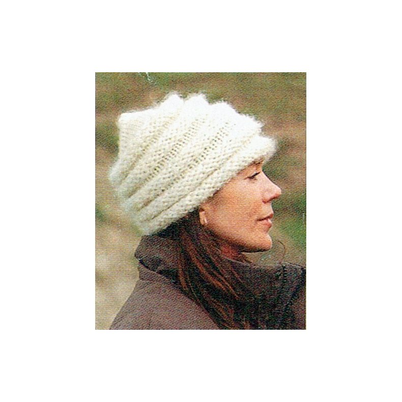 PDF Strikkeopskrift. Hurtig Hue i brede riller, one size