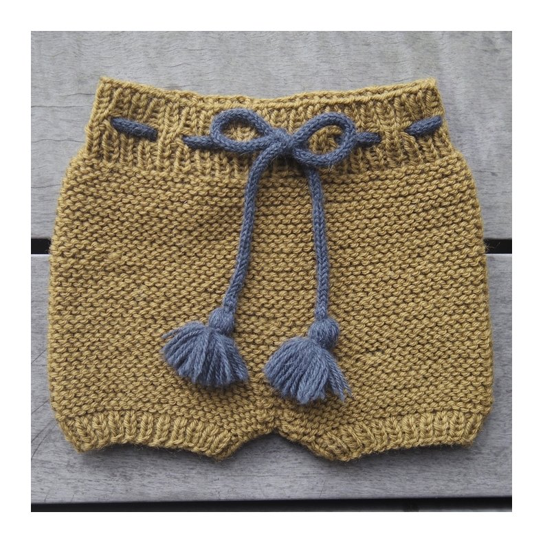 Uldvrk. Strik til brn 0-6 r. Strikkebog af Cecilie Bertelsen og Anne Prksen.