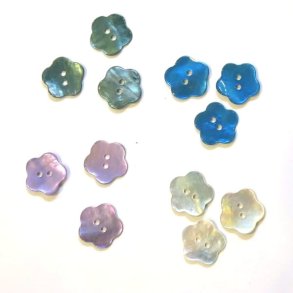 Knap - Perlemor i blomster-facon, 15 mm., pr. stk